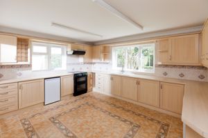 Kitchen- click for photo gallery